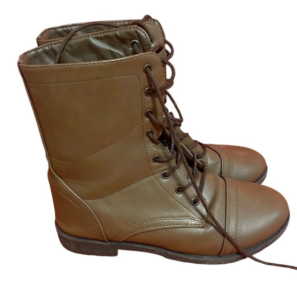 size 8 brown combat boots - Picture 1 of 3